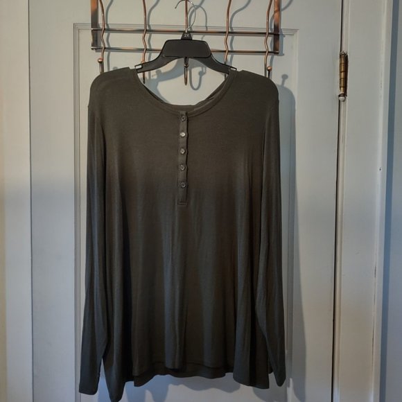 2X Magashoni Forest green henley style top - Picture 1 of 8